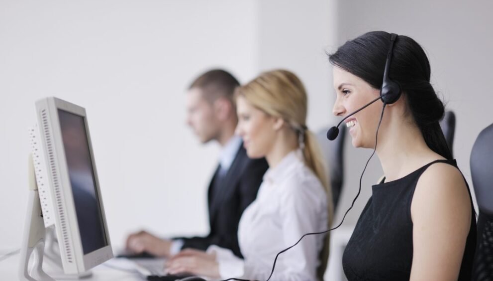 Exploring The World Of Virtual Call Center Business